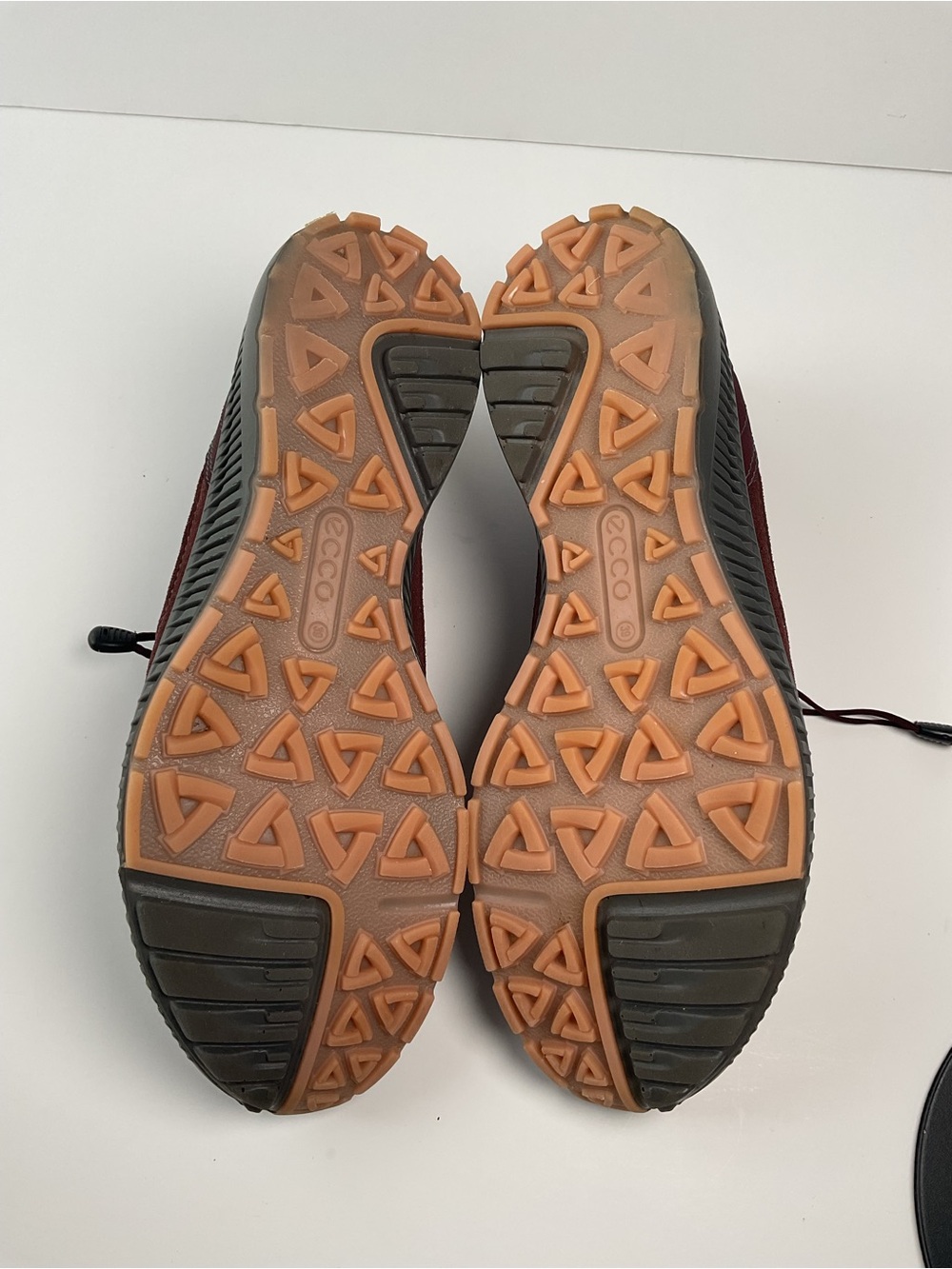ECCO Burgundy Sneakers Women US 8 Gore-Tex Comfort Walking Shoes - Picture 7 of 10
